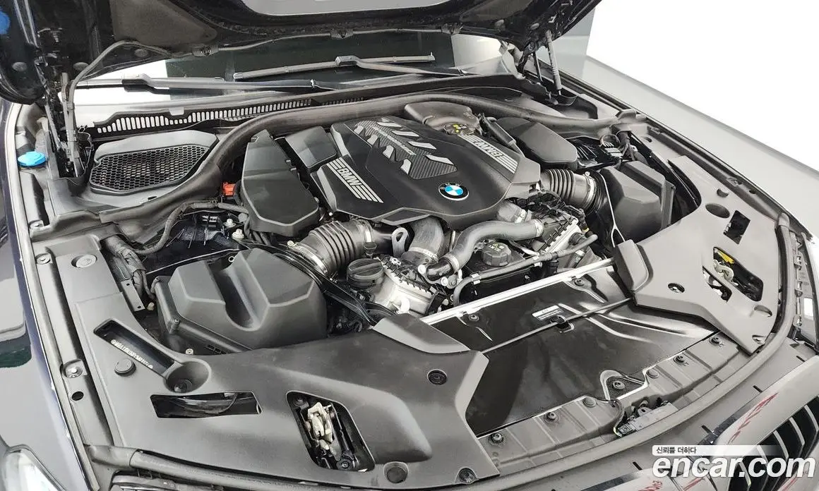 BMW 5 серия 2023 4.4 автомат (гидро), фото 6