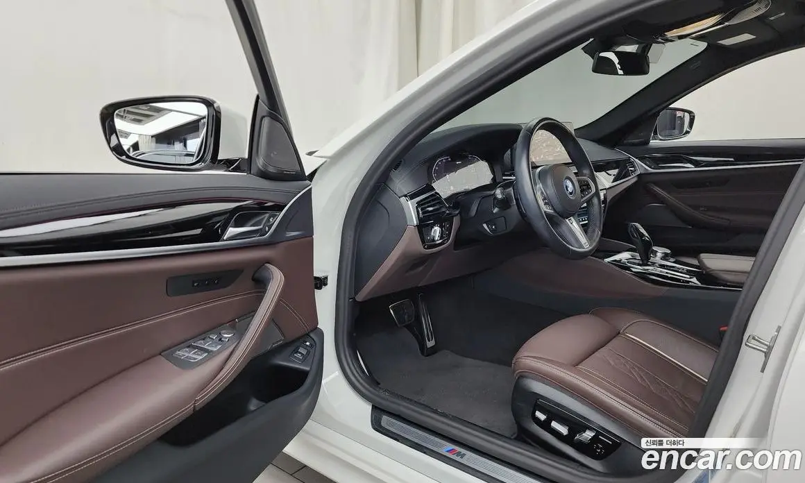 BMW 5 серия 2023 2.0 автомат (гидро), фото 13