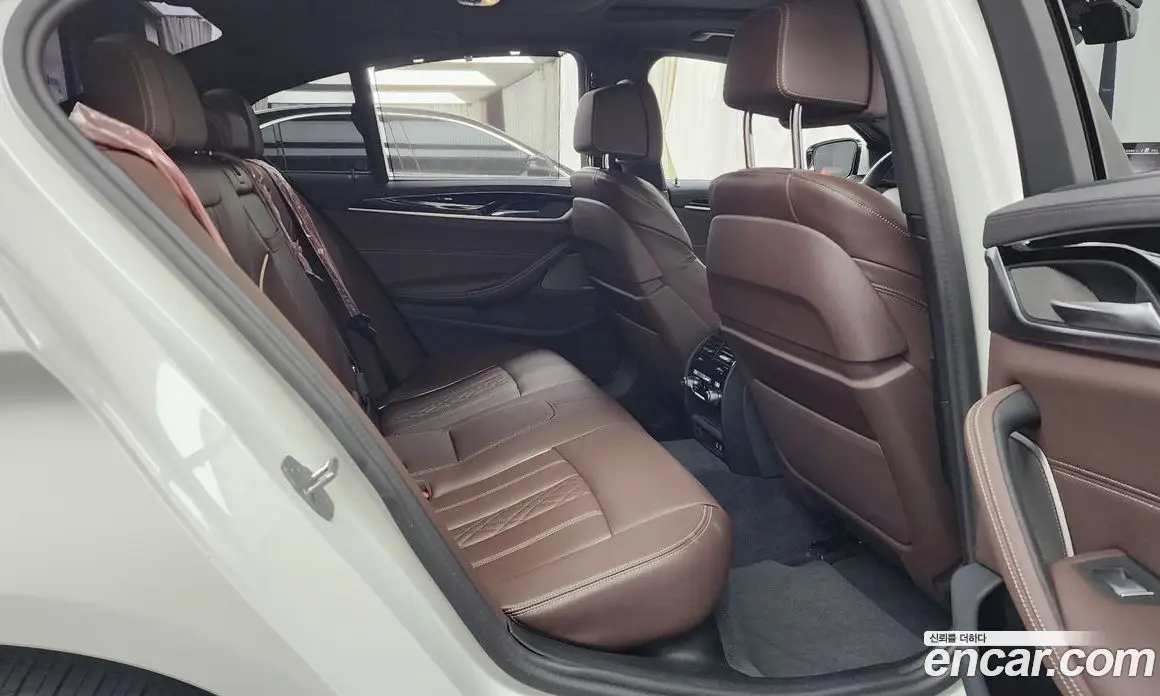 BMW 5 серия 2023 2.0 автомат (гидро), фото 18