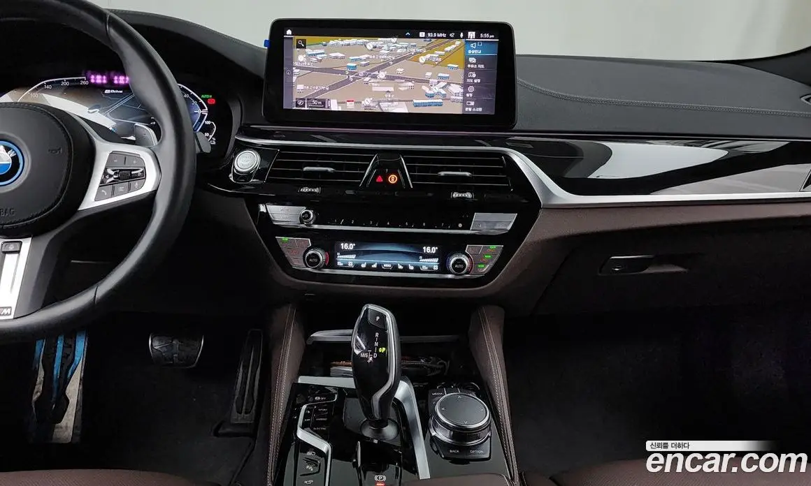 BMW 5 серия 2023 2.0 автомат (гидро), фото 20