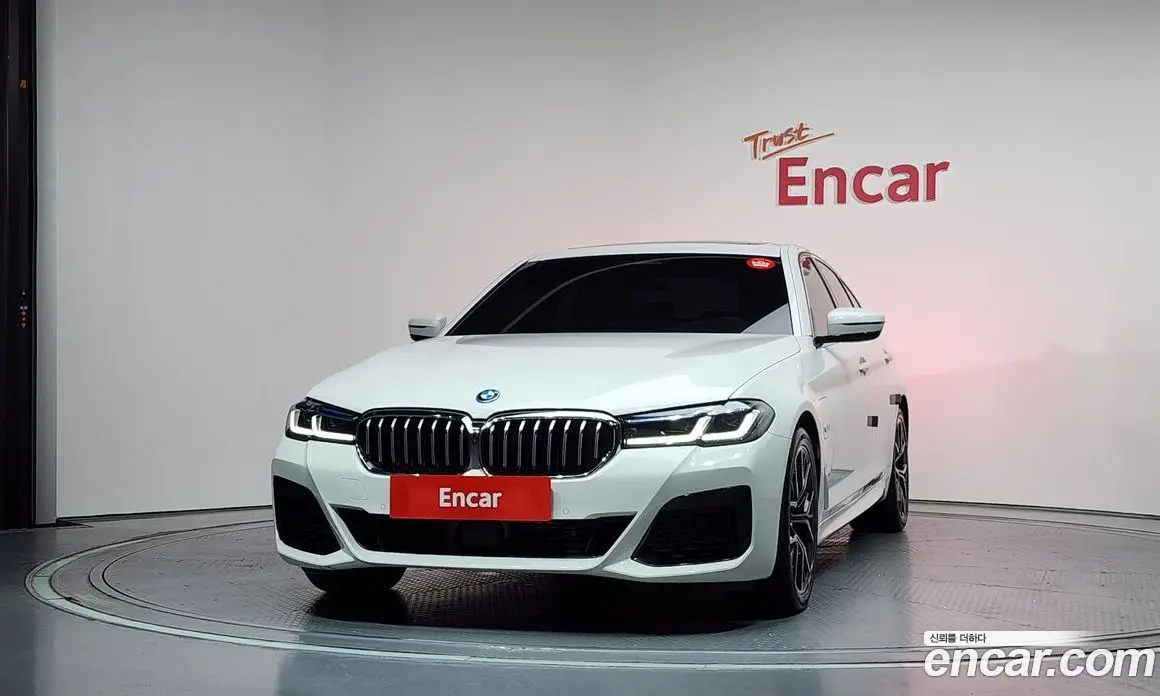 BMW 5 серия 2023 2.0 автомат (гидро), фото 3