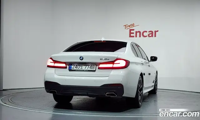 BMW 5 серия 2023 2.0 автомат (гидро), миниатюра 4