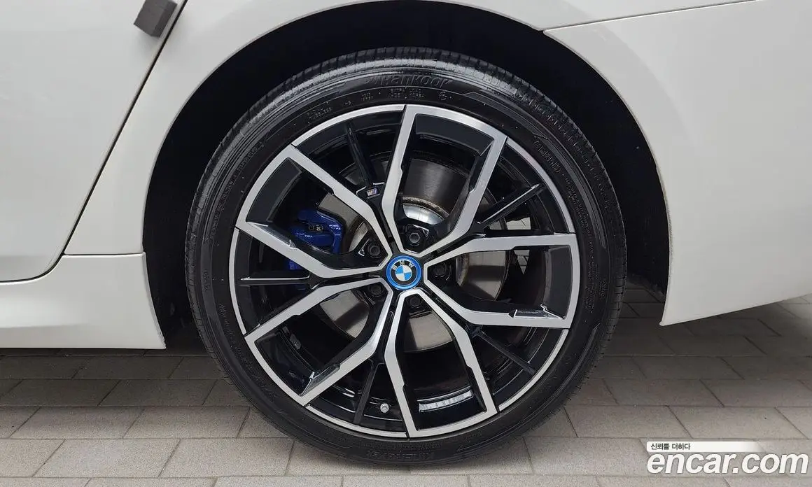 BMW 5 серия 2023 2.0 автомат (гидро), фото 7