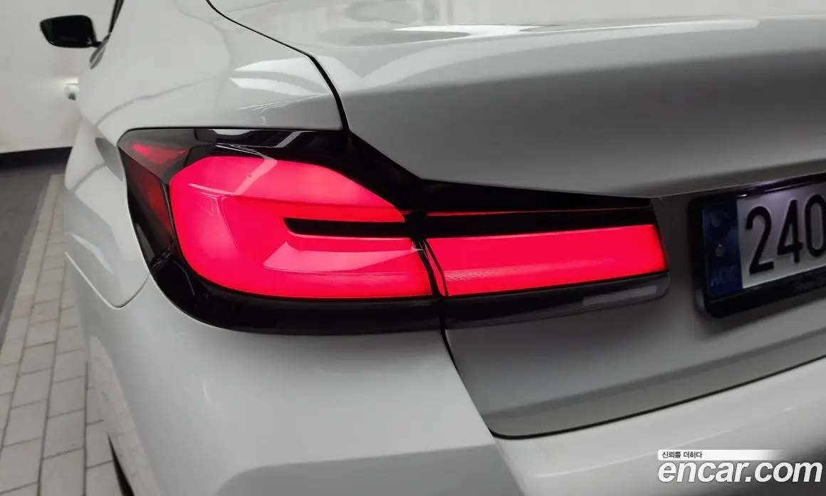 BMW 5 серия 2023 2.0 автомат (гидро), фото 9