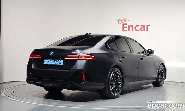 BMW i5 2024 0.2 автомат (гидро), миниатюра 2