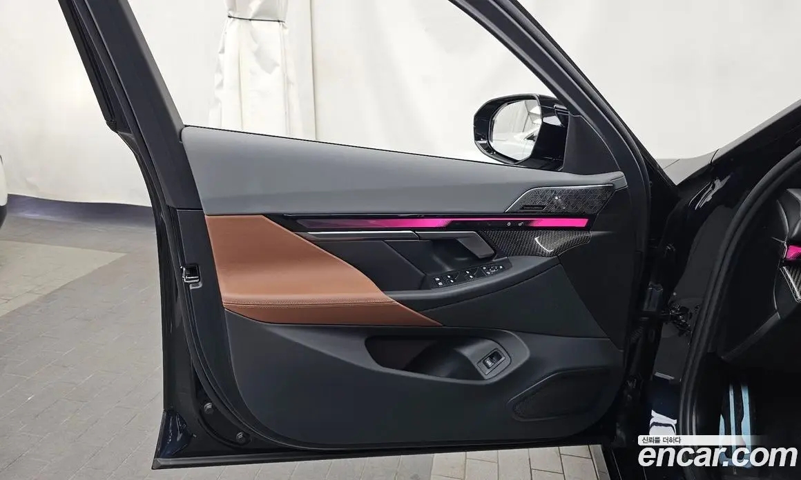 BMW i5 2024 0.2 автомат (гидро), фото 14