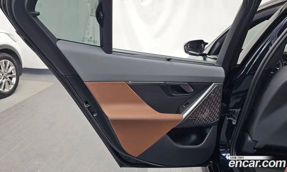 BMW i5 2024 0.2 автомат (гидро), фото 15