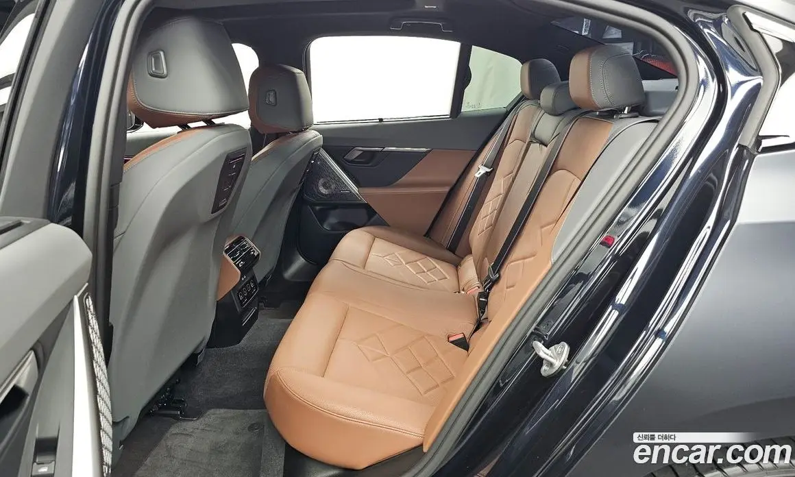 BMW i5 2024 0.2 автомат (гидро), фото 16