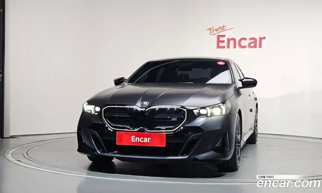 BMW i5 2024 0.2 автомат (гидро), миниатюра 3