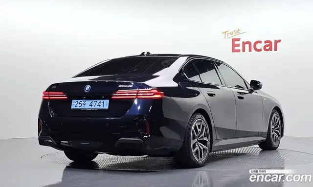 BMW i5 2024 0.2 автомат (гидро), миниатюра 2
