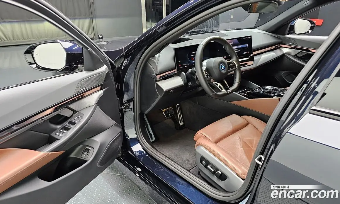 BMW i5 2024 0.2 автомат (гидро), фото 13