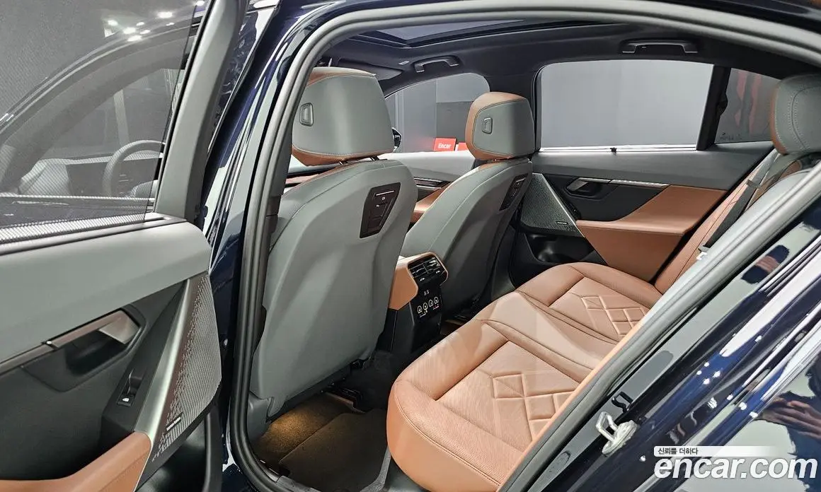 BMW i5 2024 0.2 автомат (гидро), фото 18