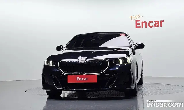 BMW i5 2024 0.2 автомат (гидро), миниатюра 3