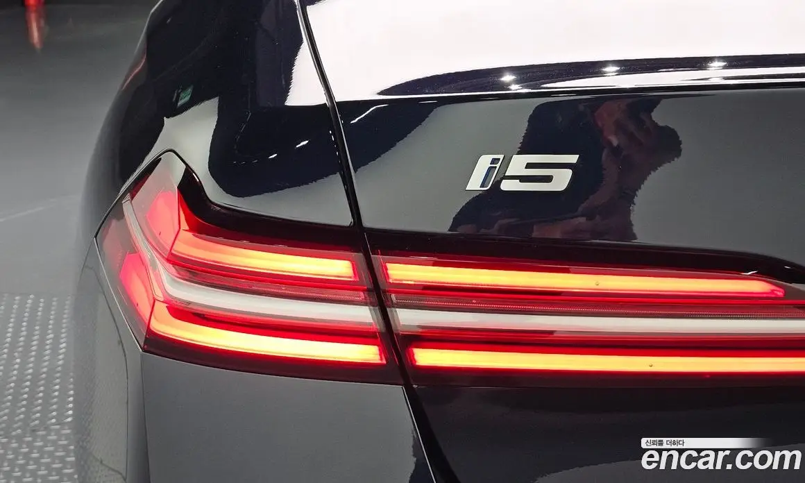 BMW i5 2024 0.2 автомат (гидро), фото 9