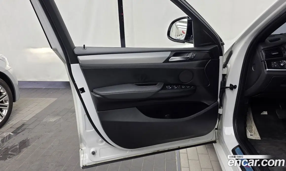 BMW X4 2017 2.0 автомат (гидро), фото 14