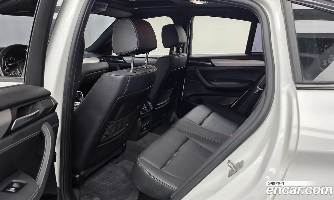 BMW X4 2017 2.0 автомат (гидро), фото 16