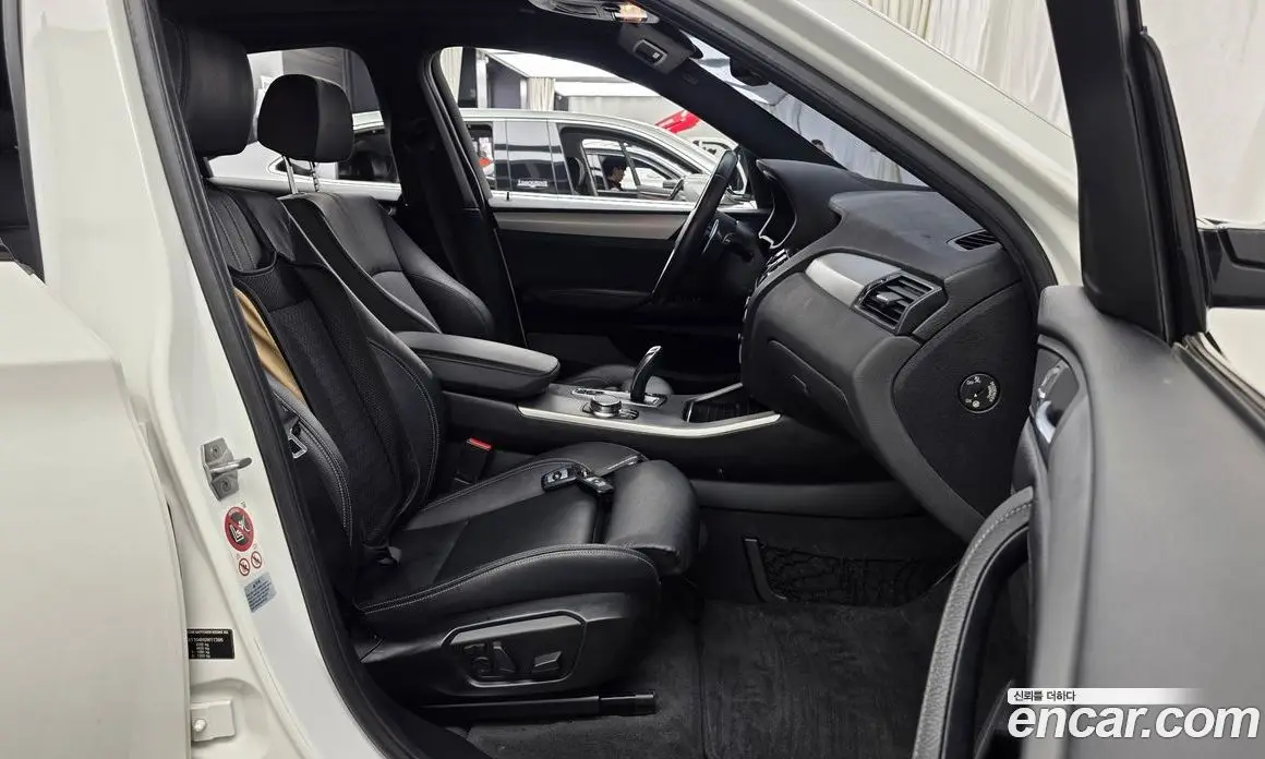 BMW X4 2017 2.0 автомат (гидро), фото 17