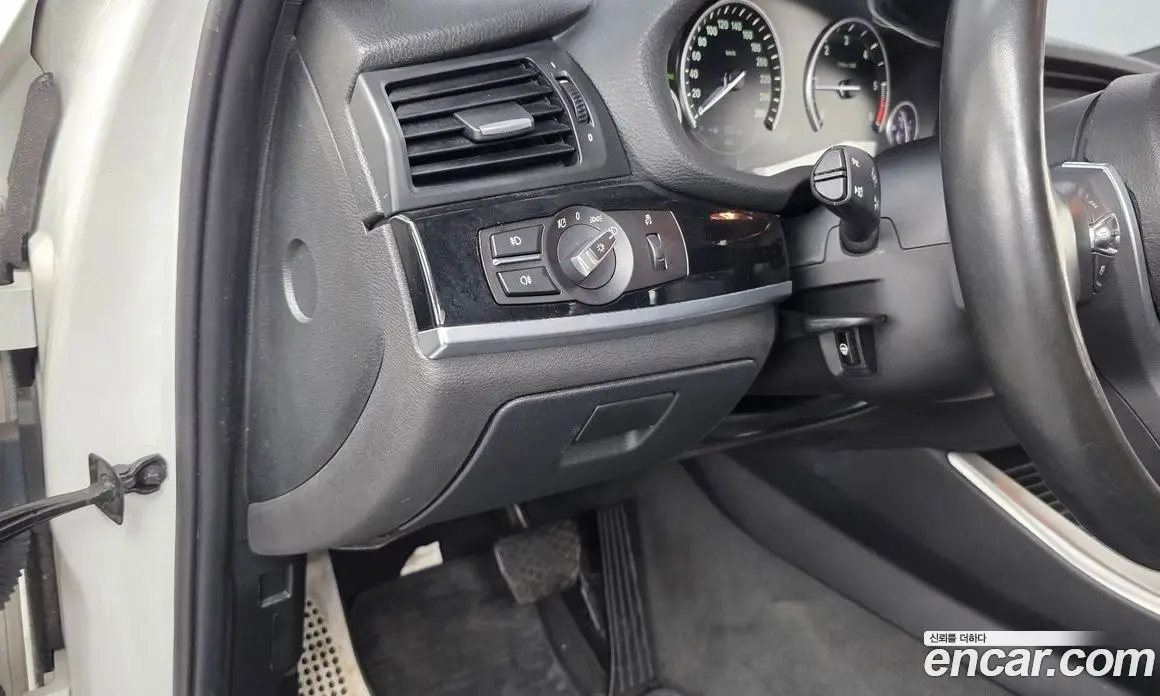 BMW X4 2017 2.0 автомат (гидро), фото 25