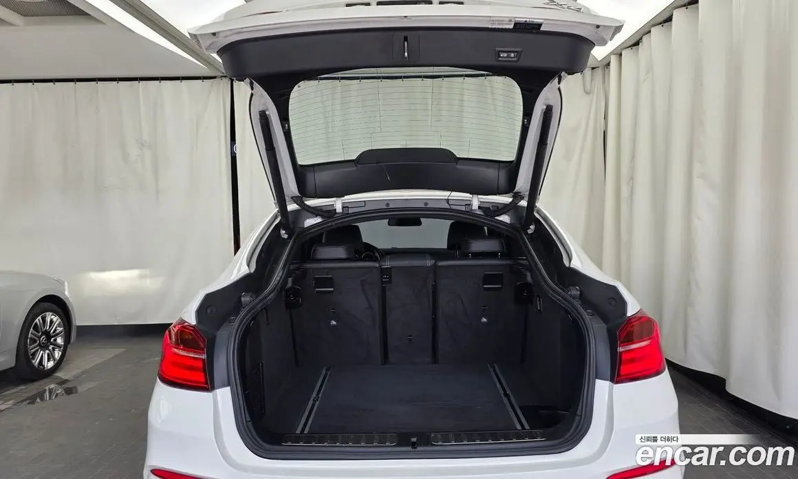 BMW X4 2017 2.0 автомат (гидро), фото 26