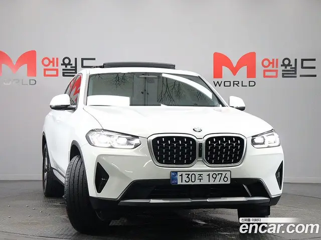 BMW X4 2023 2.0 автомат (гидро), миниатюра 2