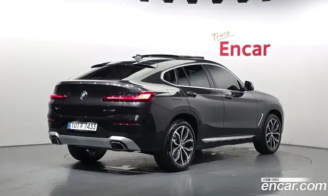 BMW X4 2025 2.0 автомат (гидро), миниатюра 2