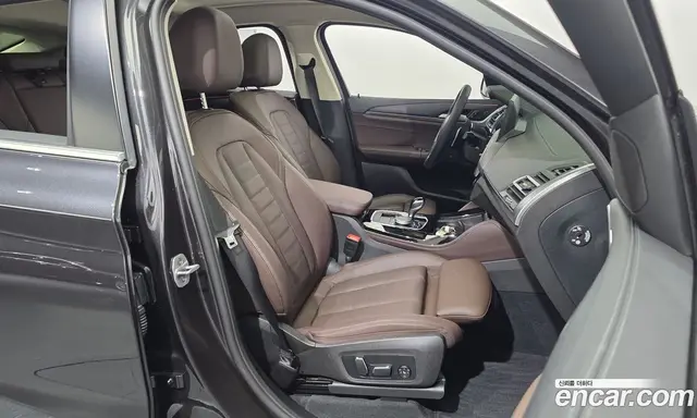 BMW X4 2025 2.0 автомат (гидро), миниатюра 12
