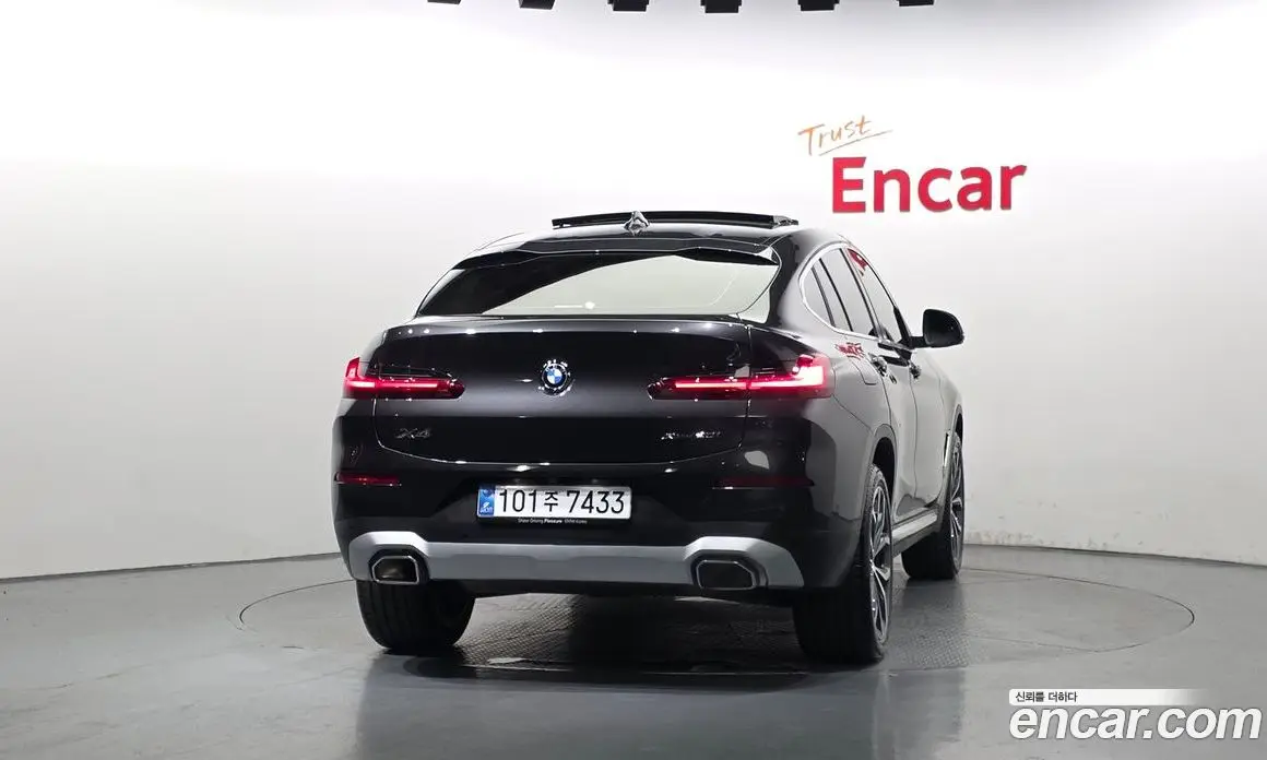 BMW X4 2025 2.0 автомат (гидро), фото 4