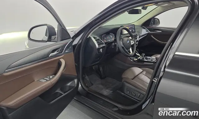 BMW X4 2025 2.0 автомат (гидро), миниатюра 10