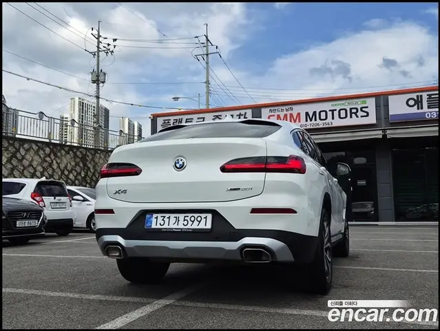 BMW X4 2025 2.0 автомат (гидро), миниатюра 4