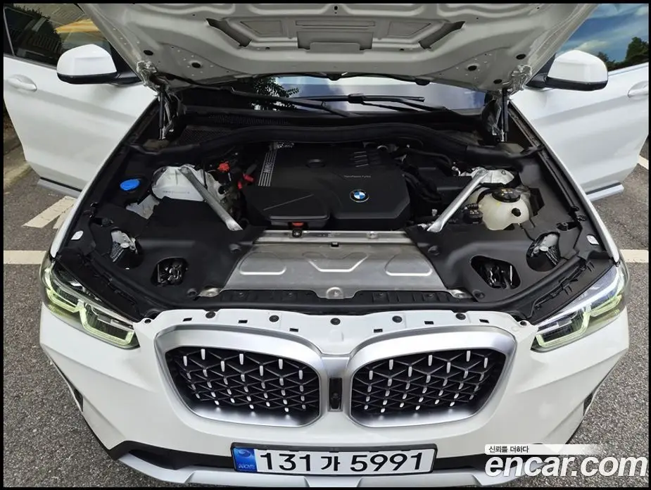 BMW X4 2025 2.0 автомат (гидро), фото 6