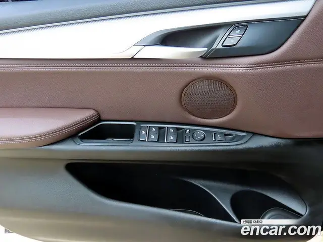 BMW X5 2018 3.0 автомат (гидро), миниатюра 12
