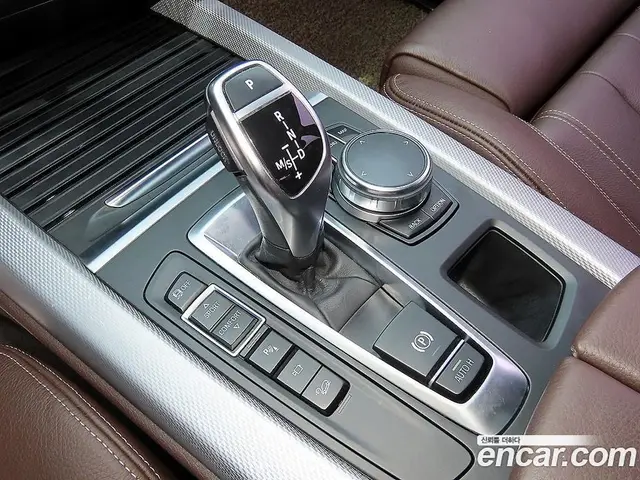 BMW X5 2018 3.0 автомат (гидро), миниатюра 10