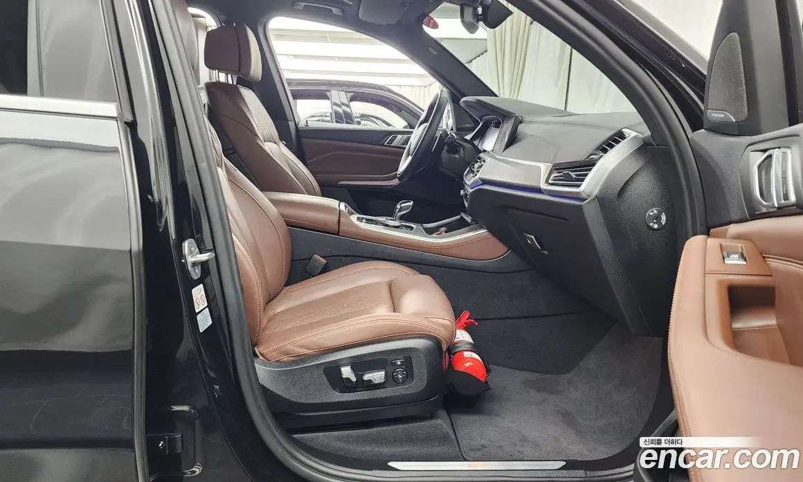 BMW X5 2023 3.0 автомат (гидро), фото 17