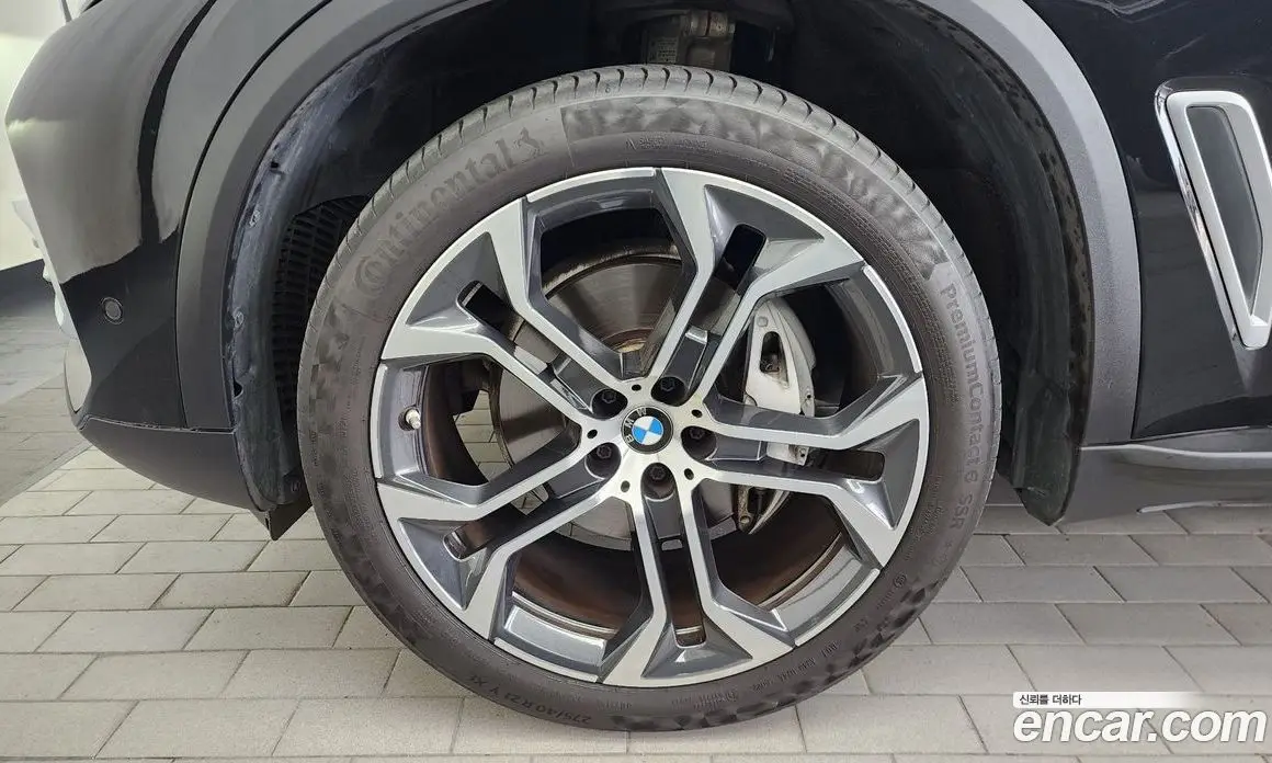 BMW X5 2023 3.0 автомат (гидро), фото 5