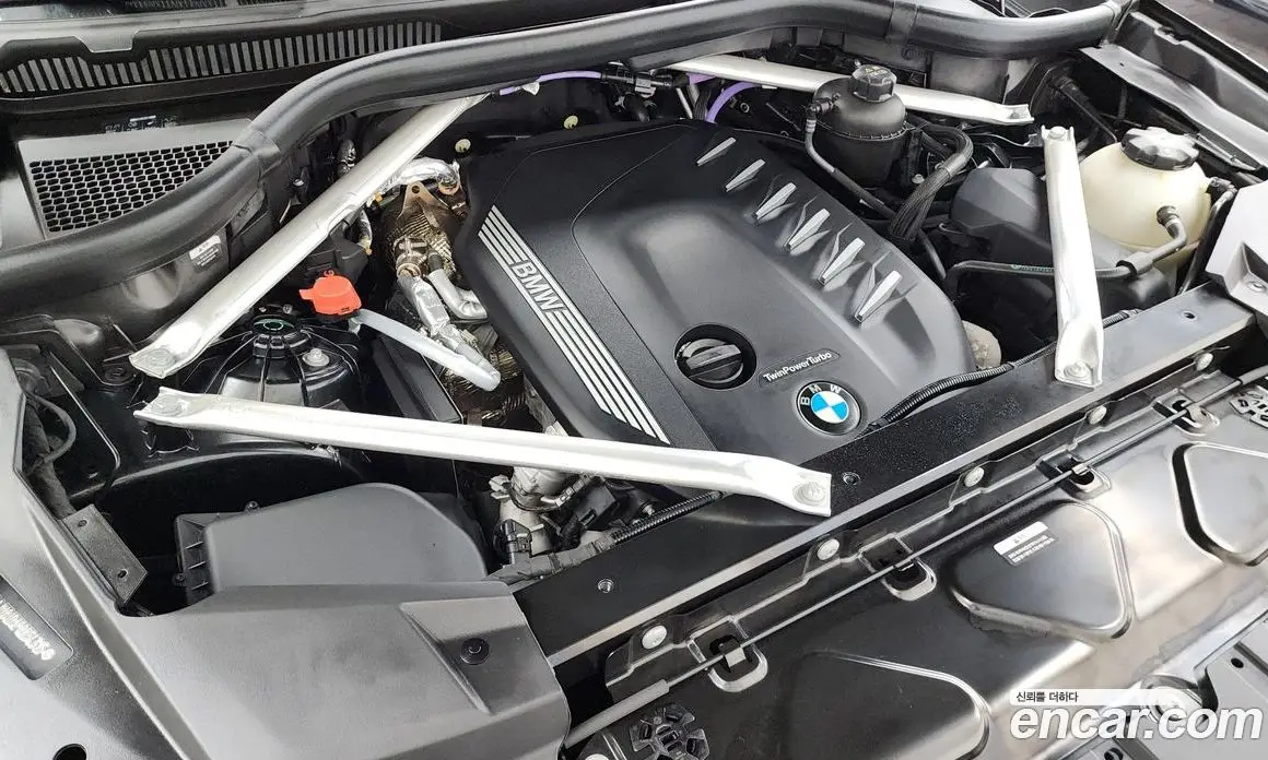 BMW X5 2023 3.0 автомат (гидро), фото 6