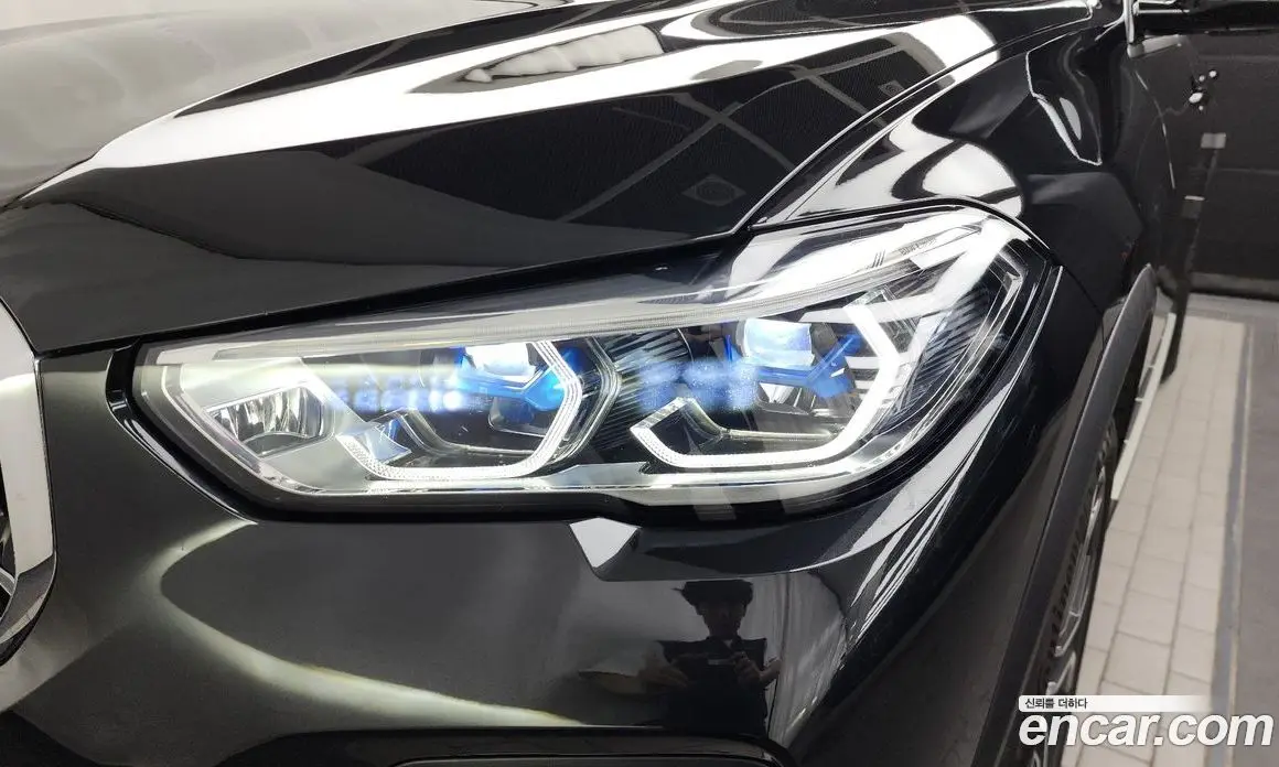 BMW X5 2023 3.0 автомат (гидро), фото 8