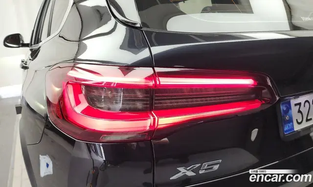 BMW X5 2023 3.0 автомат (гидро), миниатюра 9