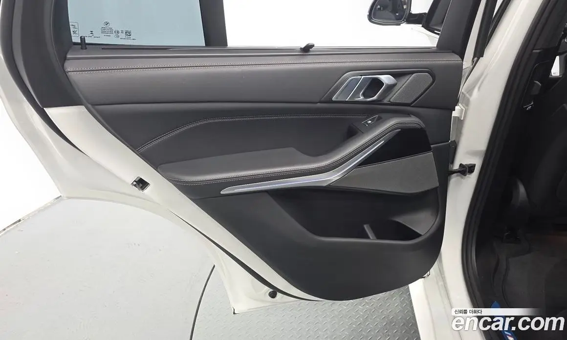 BMW X5 2025 3.0 автомат (гидро), фото 14