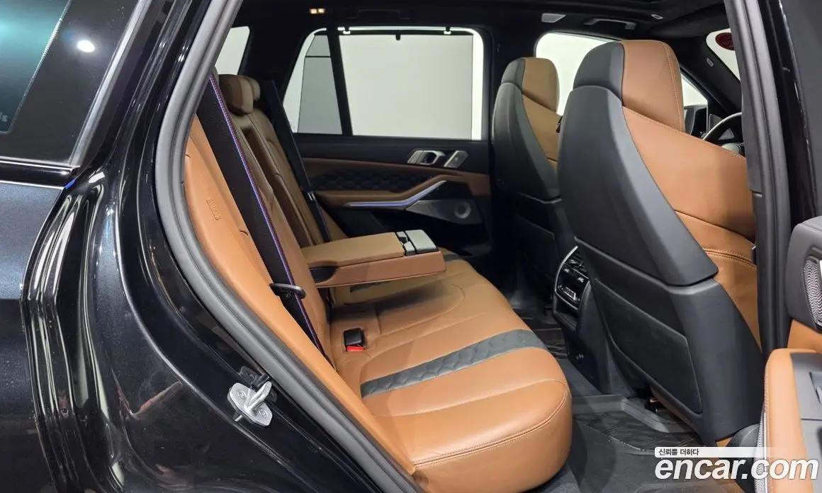 BMW X5M 2023 4.4 автомат (гидро), фото 12