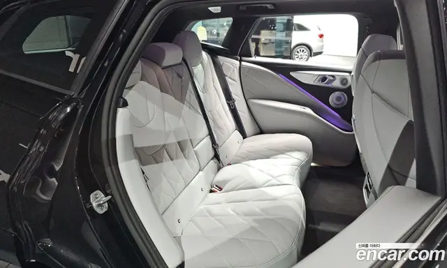 BMW XM 2025 4.4 автомат (гидро), миниатюра 11