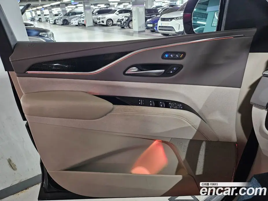 Cadillac Escalade 2023 6.2 автомат (гидро), фото 13