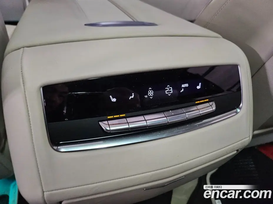 Cadillac Escalade 2023 6.2 автомат (гидро), фото 18