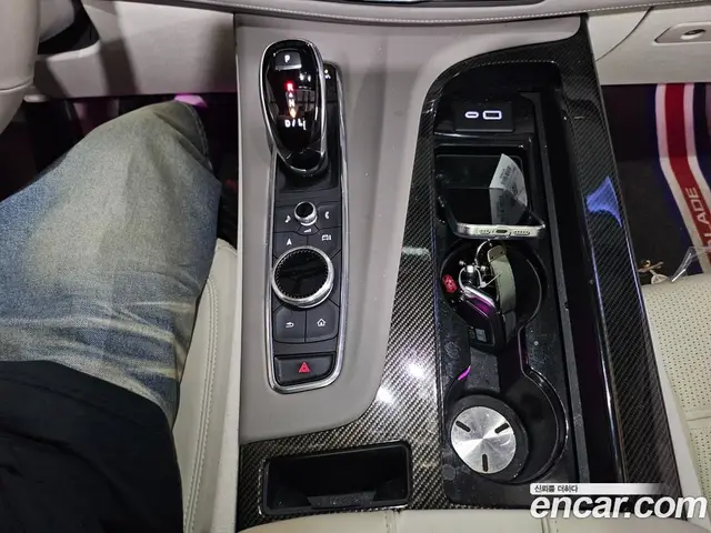 Cadillac Escalade 2023 6.2 автомат (гидро), миниатюра 10