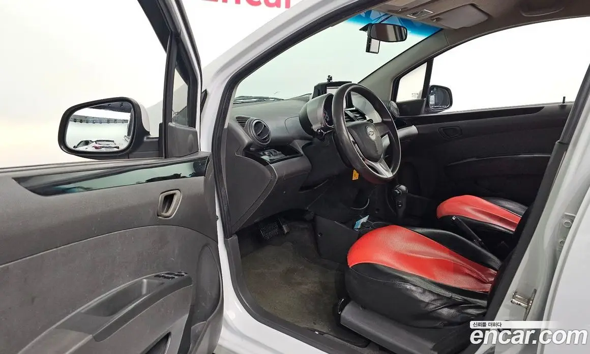 Chevrolet Spark 2012 1.0 автомат (гидро), фото 13