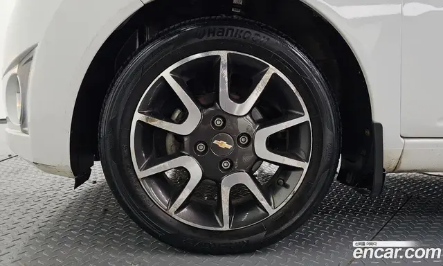 Chevrolet Spark 2012 1.0 автомат (гидро), миниатюра 5