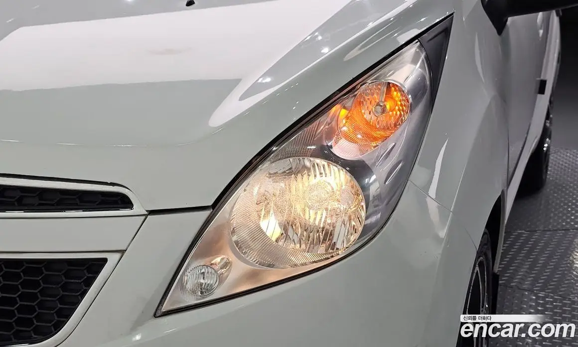 Chevrolet Spark 2012 1.0 автомат (гидро), фото 8