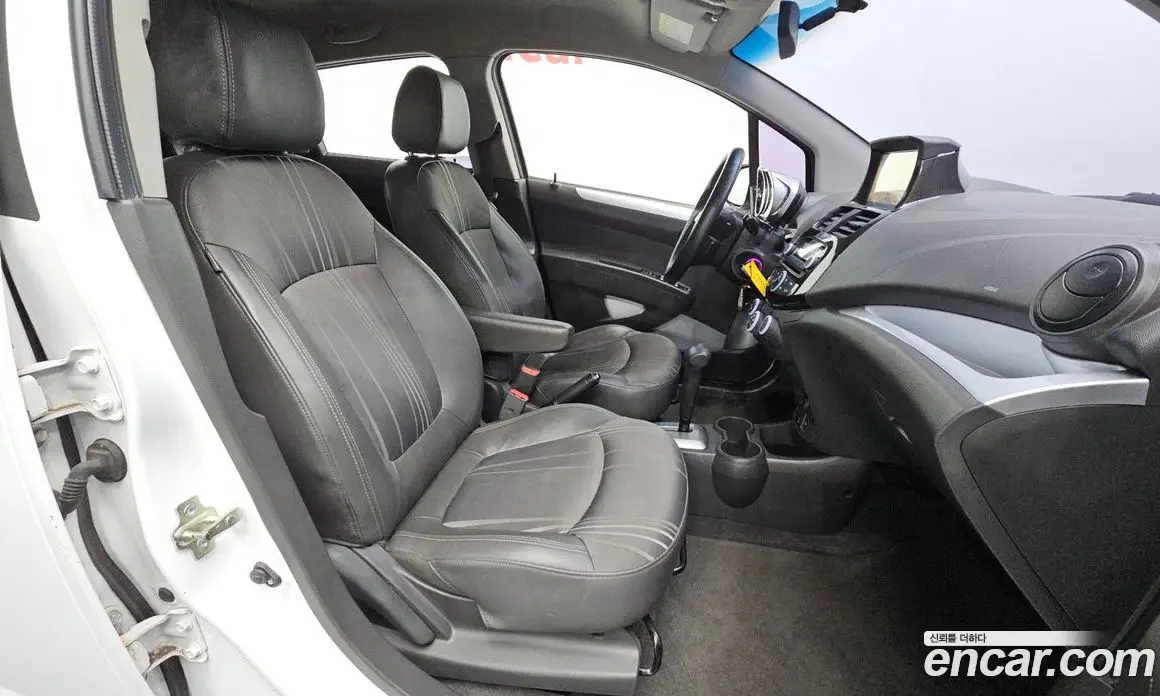 Chevrolet Spark 2013 1.0 автомат (гидро), фото 17