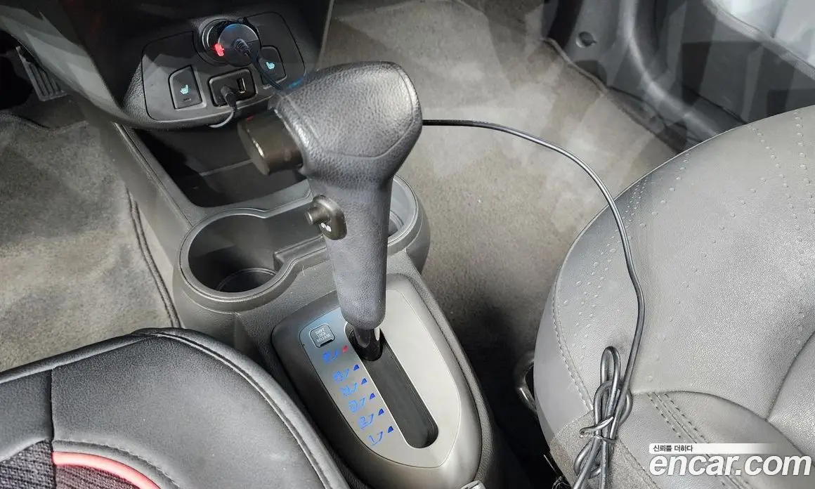 Chevrolet Spark 2014 1.0 автомат (гидро), фото 9