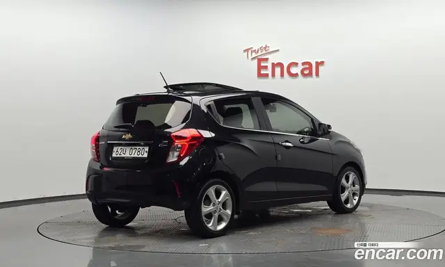 Chevrolet Spark 2015 1.0 автомат (гидро), миниатюра 2