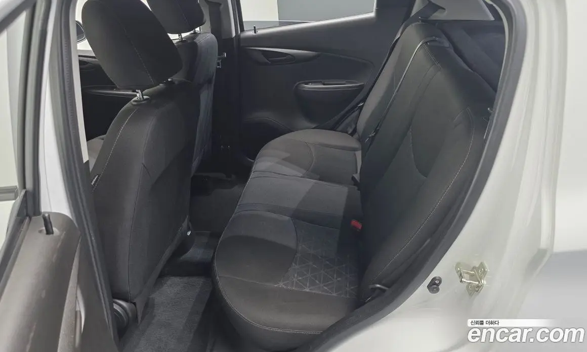 Chevrolet Spark 2018 1.0 автомат (гидро), фото 18